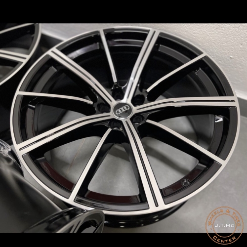 Mâm Mới 100% 22" Chính Hãng Audi SQ7 SQ8 S-Line 2022  màu Black & Diamond cut.