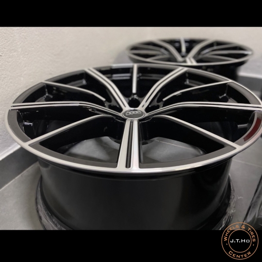 Mâm Mới 100% 22" Chính Hãng Audi SQ7 SQ8 S-Line 2022  màu Black & Diamond cut.