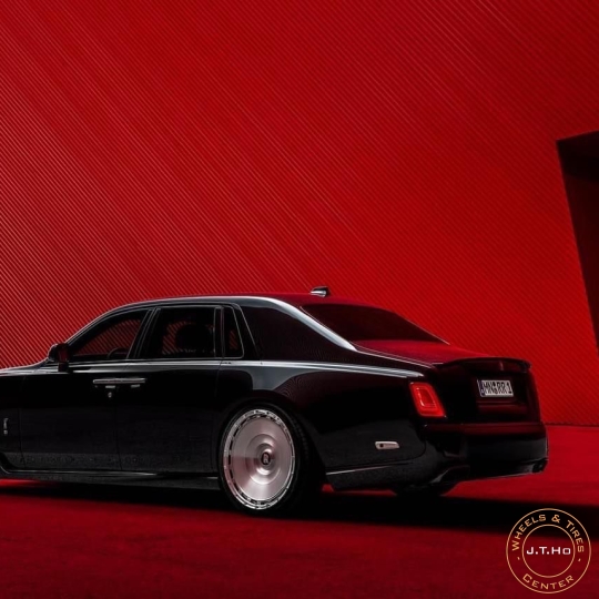 #Instock Vossen x Novitec SP3 size 22" & 24" for Rolls Royce Wraith / Dawn / Ghost & Cullinan / Phantom.Please call us on 090.111.00.99 / 090.111.9900 / 0902.36.36.98.Many thanks!
