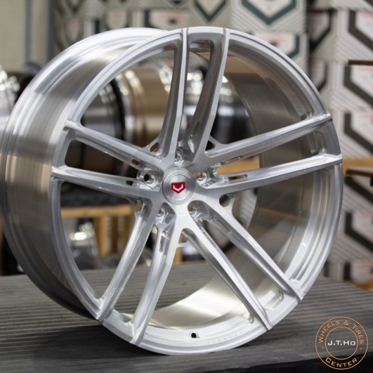 #InStock hơn 150 bộ mâm Vossen Forged cho tất cả các dòng xe...Made in MIAMI...Please call 090.111.00.99/090.111.9900/0902.36.36.98 hoặc inboz Zalo or Messenger...Thanks!