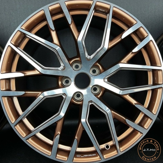 Bộ Mâm 20" lướt như mới Chính Hãng Audi R8 Cupra.PCD 5x112 I 4 x 8.5J x 20J ET42.Lắp chuẩn cho các dàng Audi khác như A4 A5 A6 A7 A8 Q3 Q5 Q7