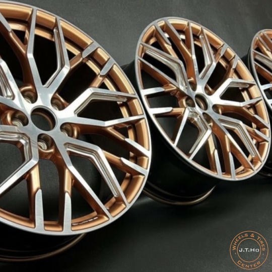 Bộ Mâm 20" lướt như mới Chính Hãng Audi R8 Cupra.PCD 5x112 I 4 x 8.5J x 20J ET42.Lắp chuẩn cho các dàng Audi khác như A4 A5 A6 A7 A8 Q3 Q5 Q7