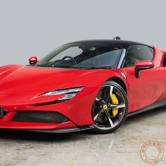 Bộ Mâm 20" Mới 100% Chính Hãng Ferrari SF90 Model 2023 + bộ Ferrari Real Carbon logo caps.(Logo thường vàng hoặc đen thì rẻ hơn 15tr).Giá call 090.111.00.99 / 090.111.9900 hoặc inbox Zalo.Many Thanks!