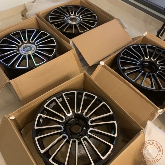 Bộ Mâm 21 inch Brand New 100% chính hãng Mansory CS.10 Black Diamond.PCD 5x120 I 4 x 21J x 10J ET40.Lắp cho những dòng xe Land Rover,Rolls Royce,BMW.....Please Call 090.111.00.99/090.111.9900 & inbox Zalo.Many Thanks!