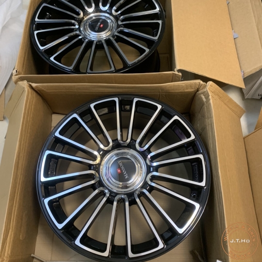 Bộ Mâm 21 inch Brand New 100% chính hãng Mansory CS.10 Black Diamond.PCD 5x120 I 4 x 21J x 10J ET40.Lắp cho những dòng xe Land Rover,Rolls Royce,BMW.....Please Call 090.111.00.99/090.111.9900 & inbox Zalo.Many Thanks!